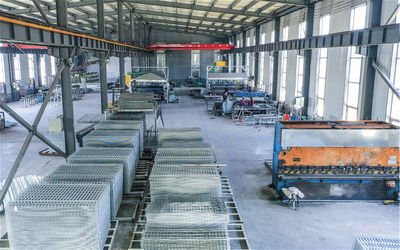 Hebei Bending Fence Technology Co., Ltd कारखाना उत्पादन लाइन