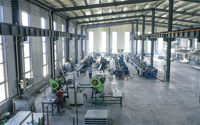 Hebei Bending Fence Technology Co., Ltd कारखाना उत्पादन लाइन
