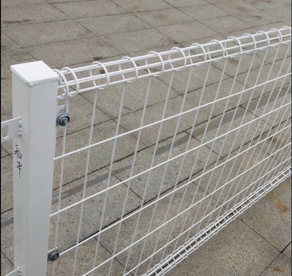 निर्माण डबल सर्कल 4.5 मिमी वेल्डेड वायर गार्डन बाड़ 0