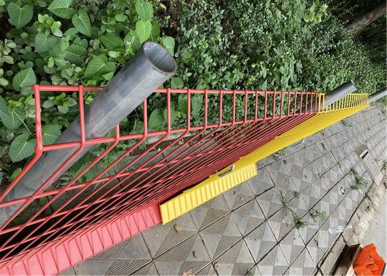 किनारे की बाड़ आपूर्तिकर्ता मजबूत बाहरी सीमा बाड़ निर्माण राजमार्ग कार्यों के लिए किनारे की सुरक्षा बाड़